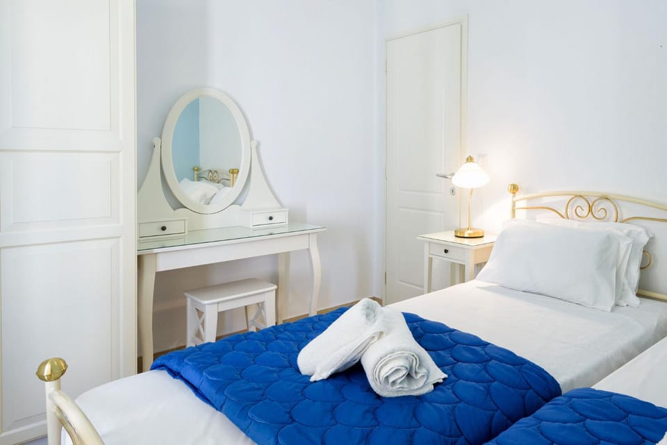 Kostantis Vacation Home 1 Apartment in Paros, Greece