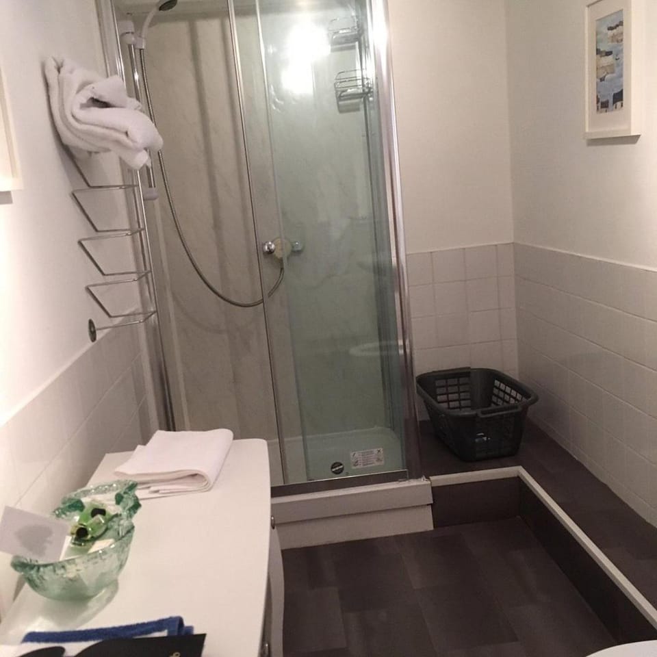 Short Lets Blueberry 7 days Minimum Apartment in Douglas