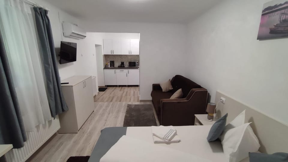 Casa Laur Bed and Breakfast in Hungary