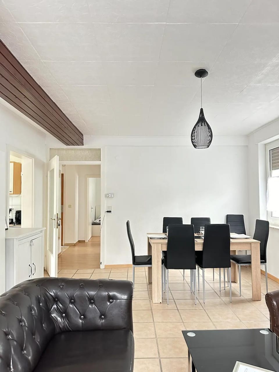 Seating area, Dining area