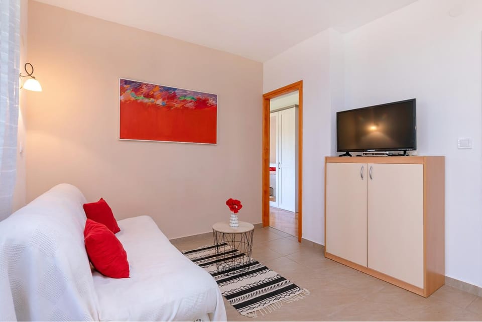 Red Apartment Apartment in Istria County