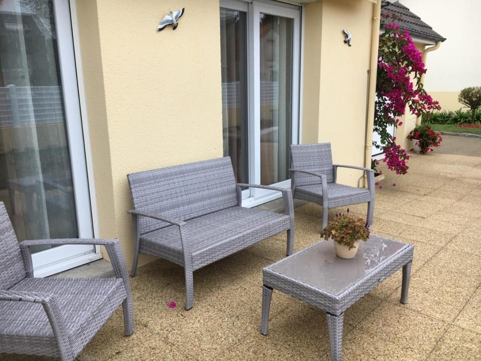 La Maison s'apelle le P'tit Nid Bed and Breakfast in Granville