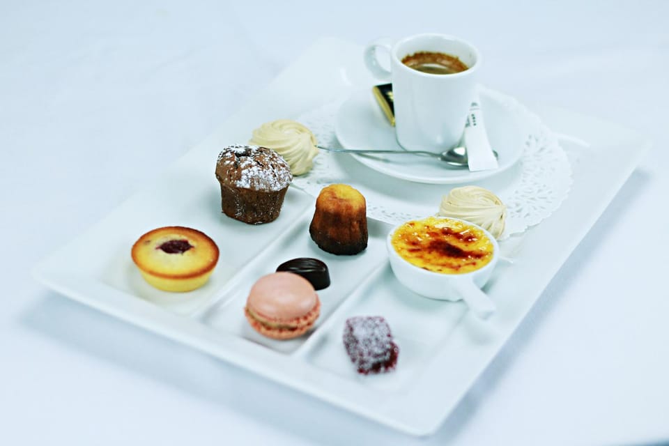 Food and drinks, Food