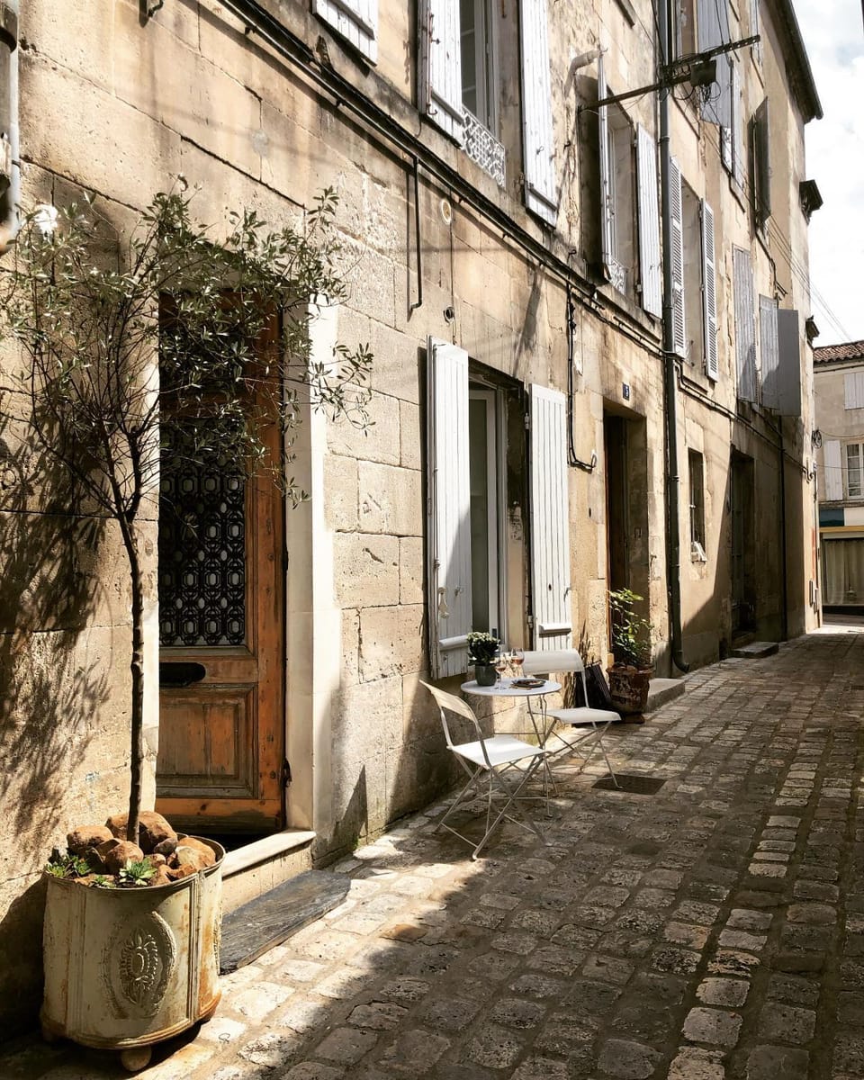 Property building, Patio, Facade/entrance, Street view