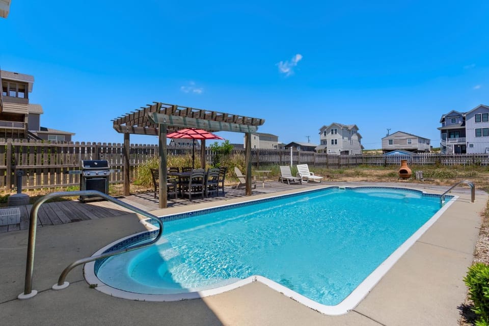 4122 - Blue White Haven House in Kitty Hawk