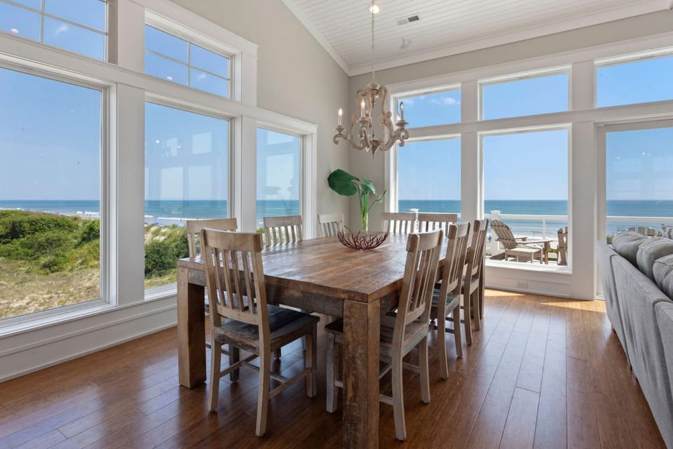 1617 - Point Break House in Corolla