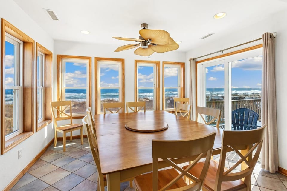 5060 - Dolphin`s Watch House in Kill Devil Hills
