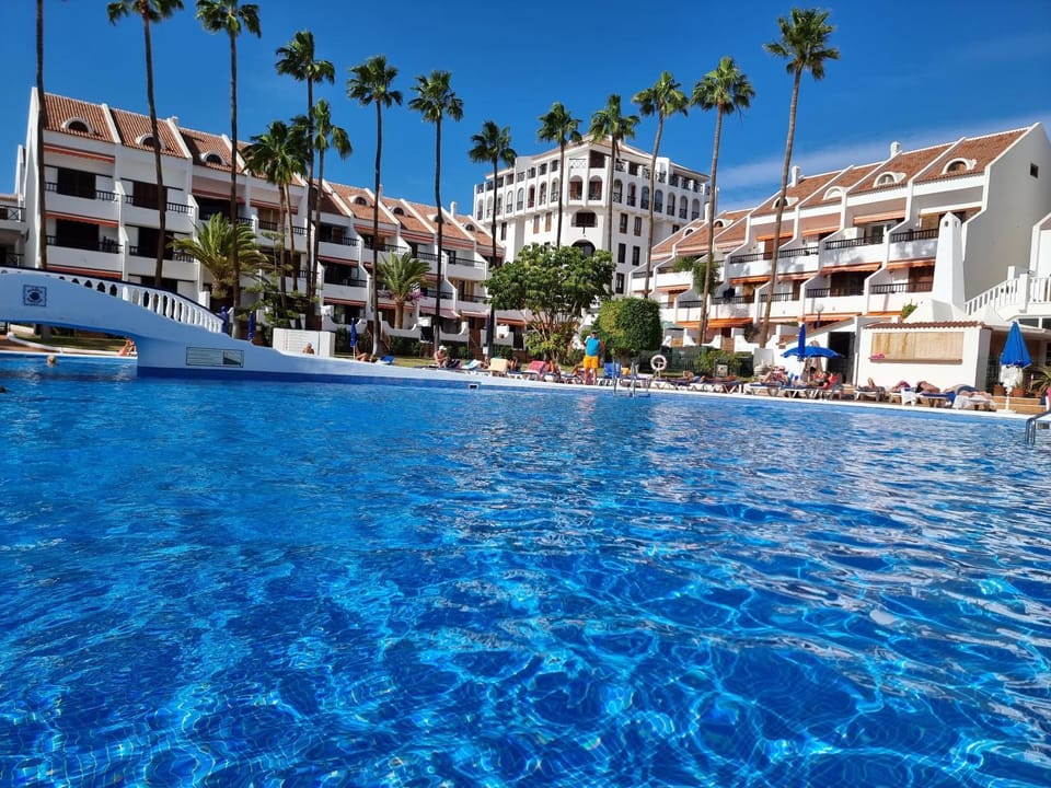 Property building, Pool view