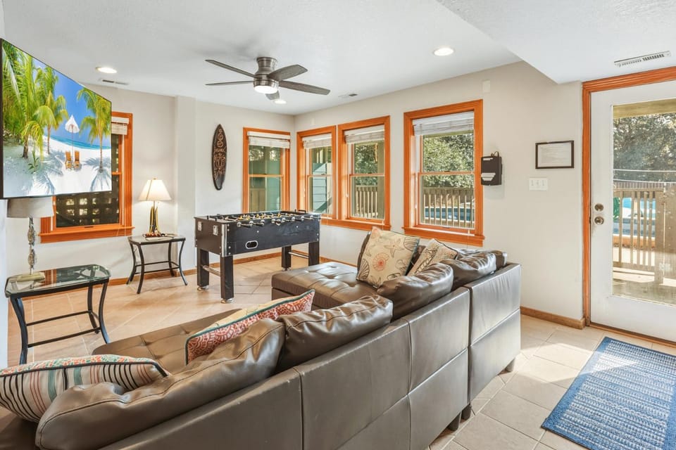 2070 - Sol Mates House in Duck