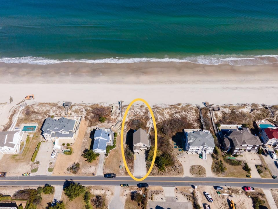 1227 - Seven Shells House in Corolla