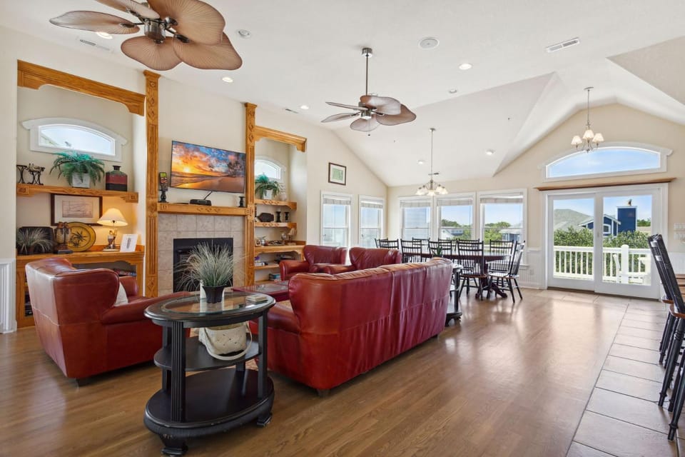 1360 - Fun In The Sun House in Corolla