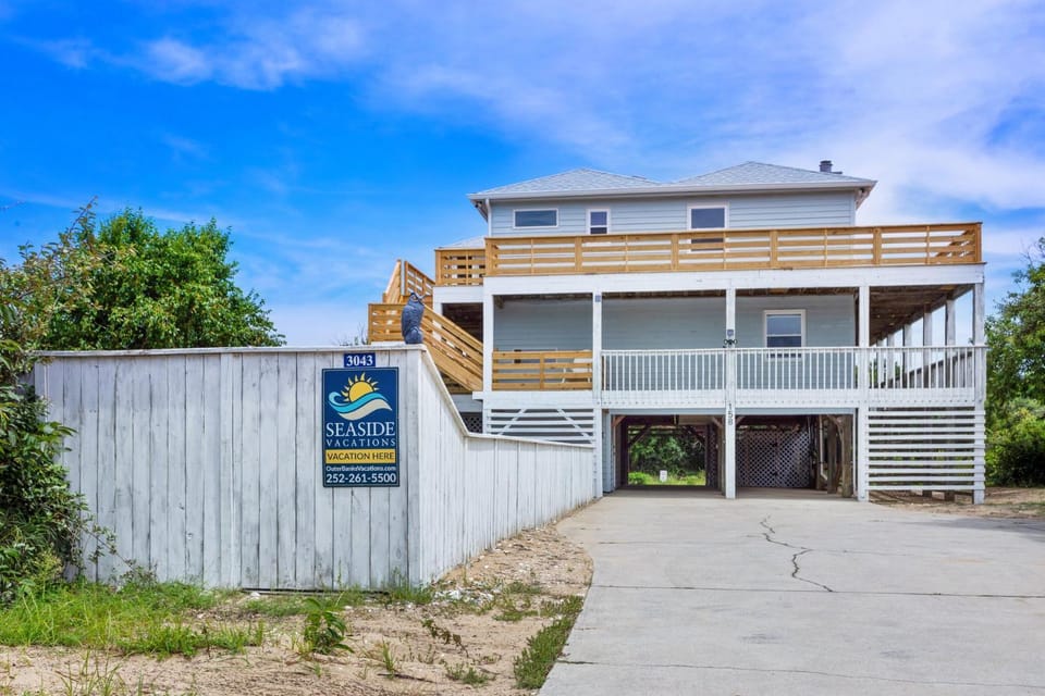 3043 - Sandy Shores House in Southern Shores