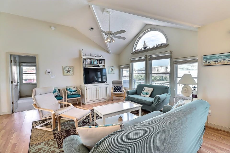 1674 - Sandpiper House in Corolla