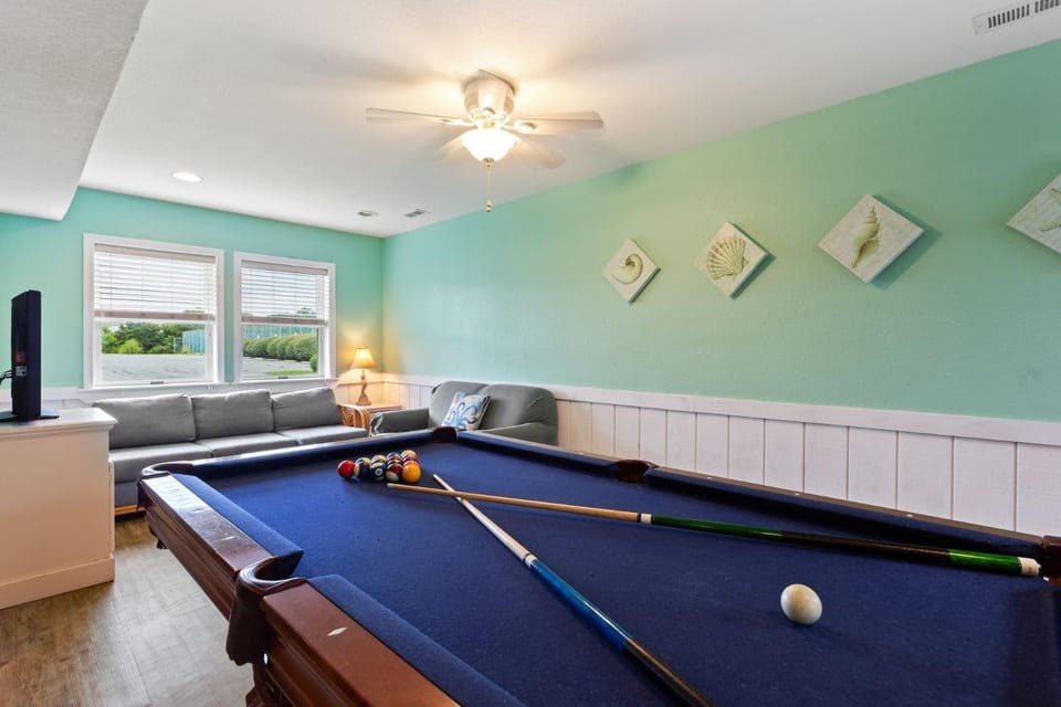 1674 - Sandpiper House in Corolla