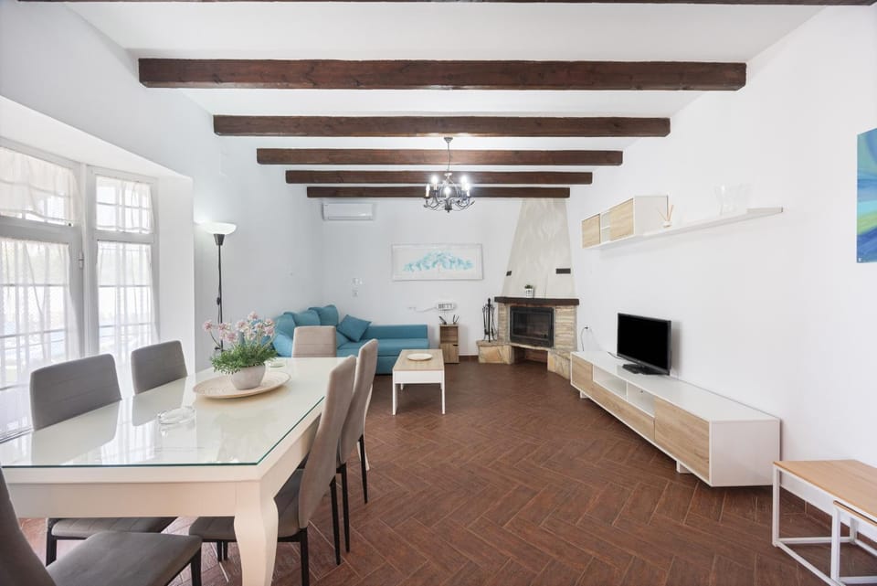 Property building, Living room