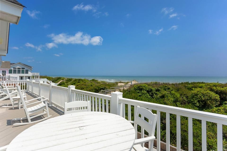 1677 - Ocean`s Eleven Corolla House in Corolla