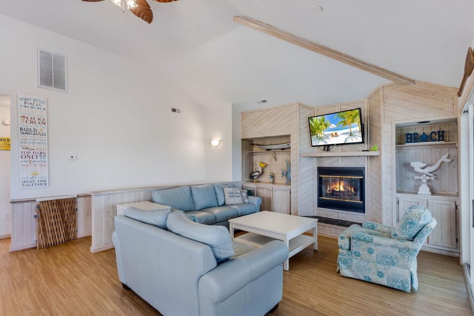 1620 - The Fifth Line (formerly OB Haven) House in Corolla