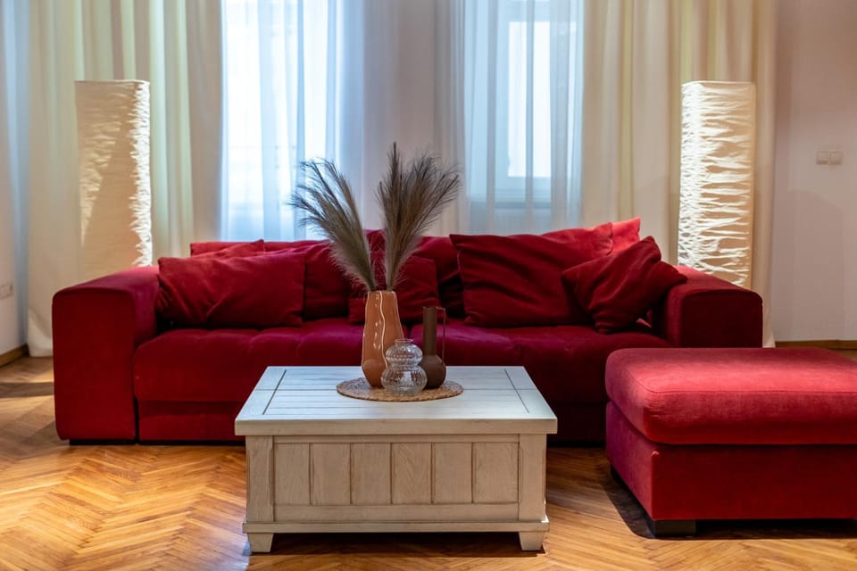 Romari apartment Площа Ринок 28 Apartment in Lviv