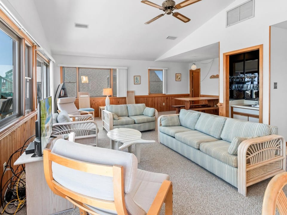 4070 - Sea Spray House in Kitty Hawk
