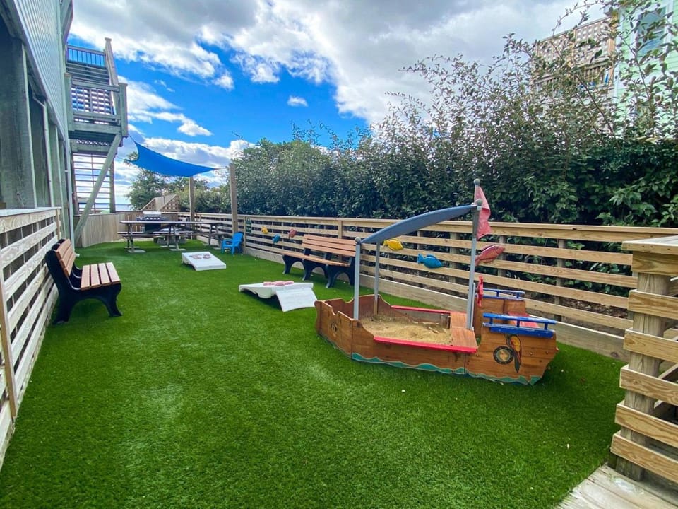 2015 - Makai House in Duck