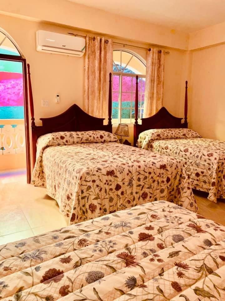 Solet's Paradise Negril Bed and Breakfast in Negril