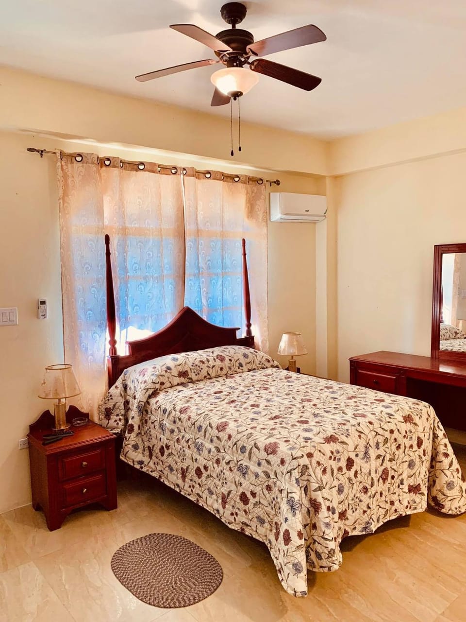 Solet's Paradise Negril Bed and Breakfast in Negril