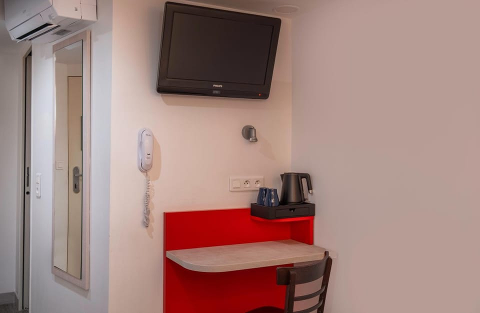 TV and multimedia, Coffee/tea facilities