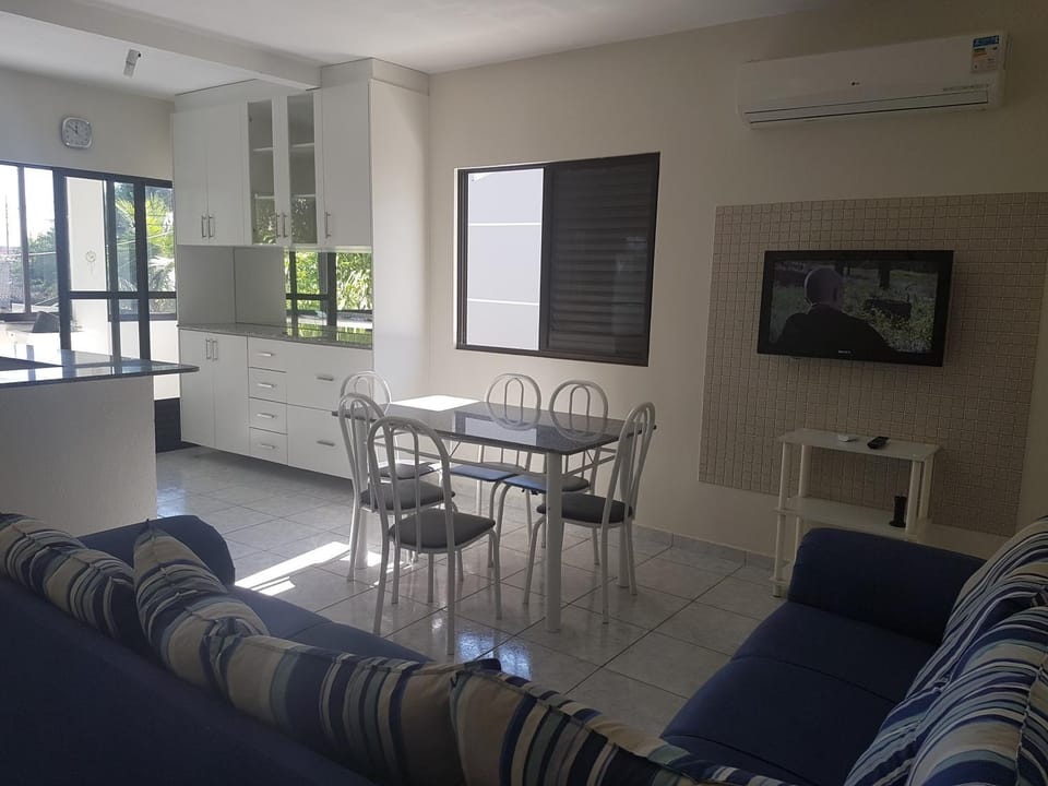TV and multimedia, Living room, Dining area