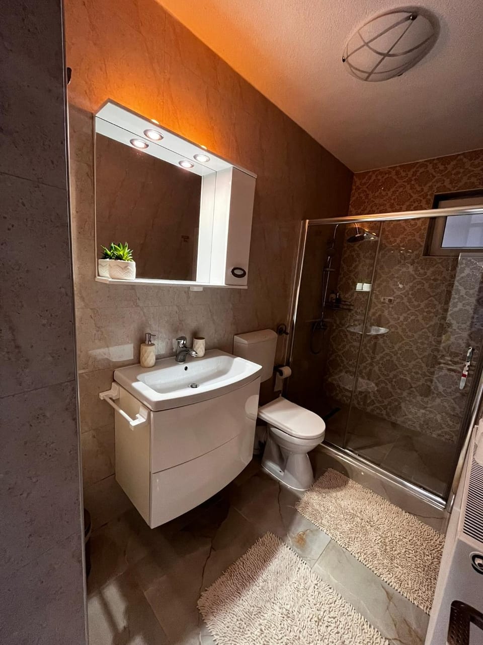 Color Home Hermannstadt Apartment in Sibiu