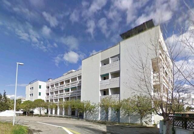 Property building, Facade/entrance, View (from property/room), Street view