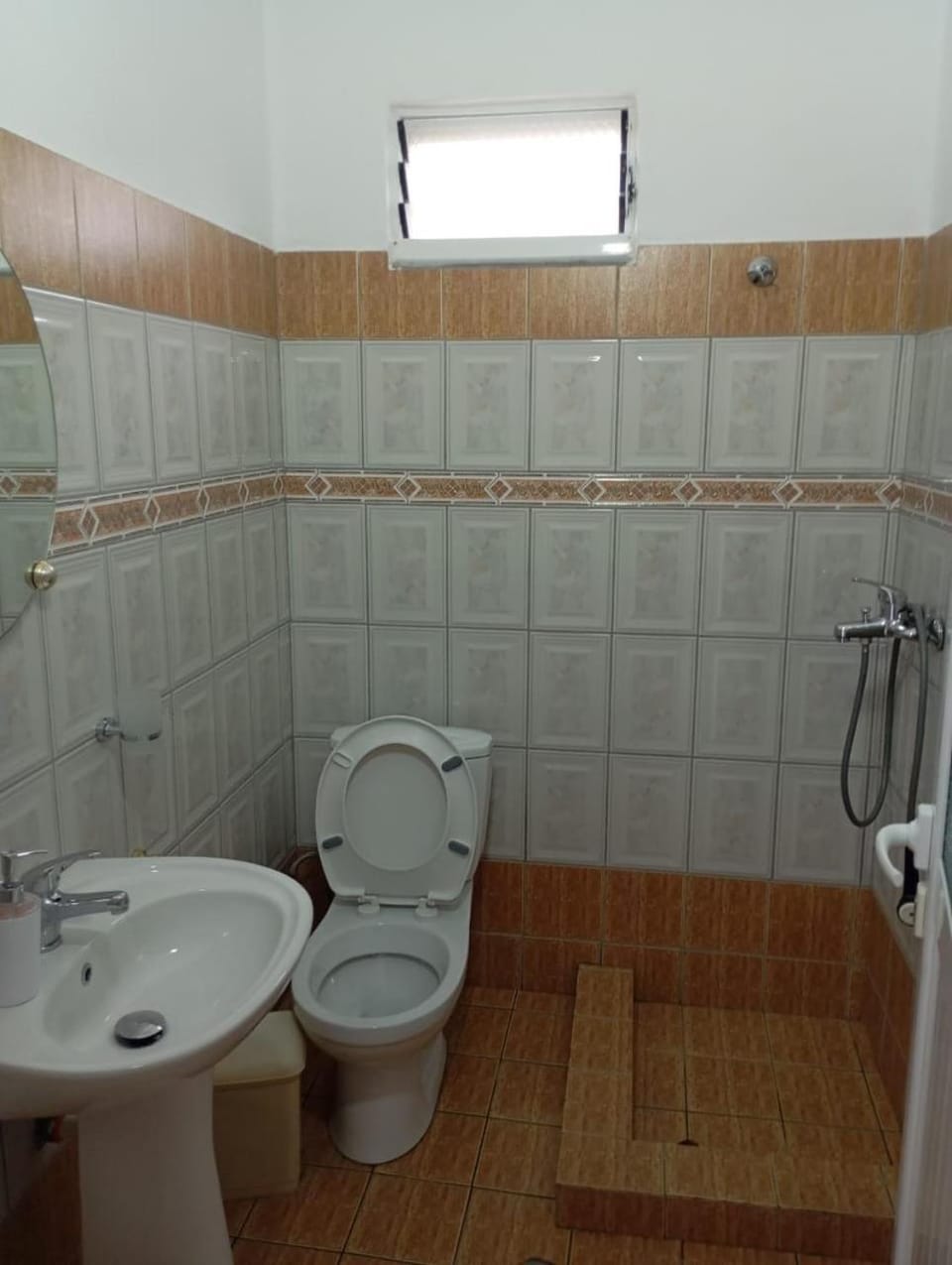 Vila Ergys Apartment in Ksamil