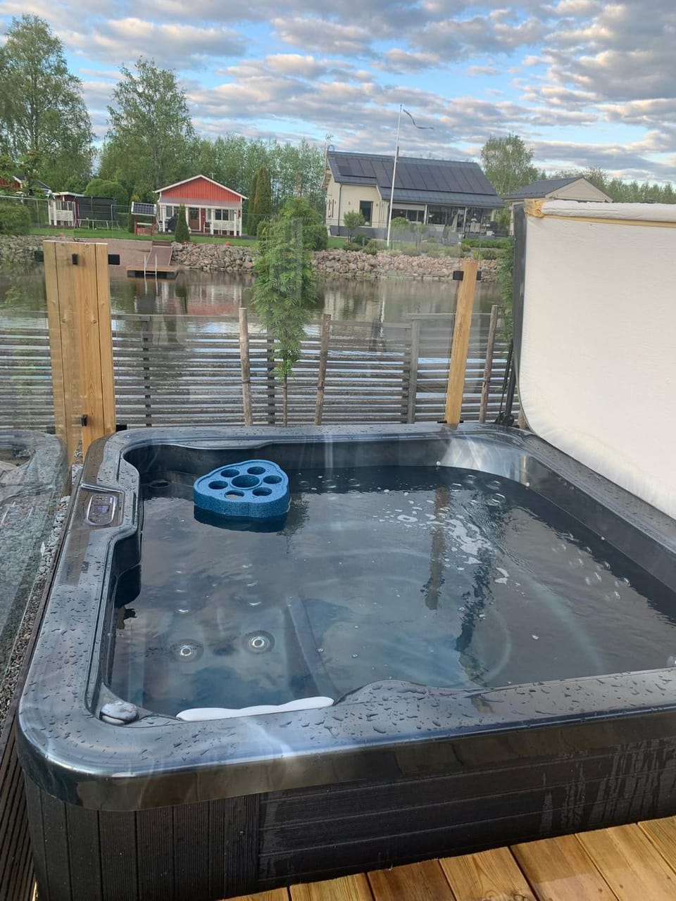 Hot Tub