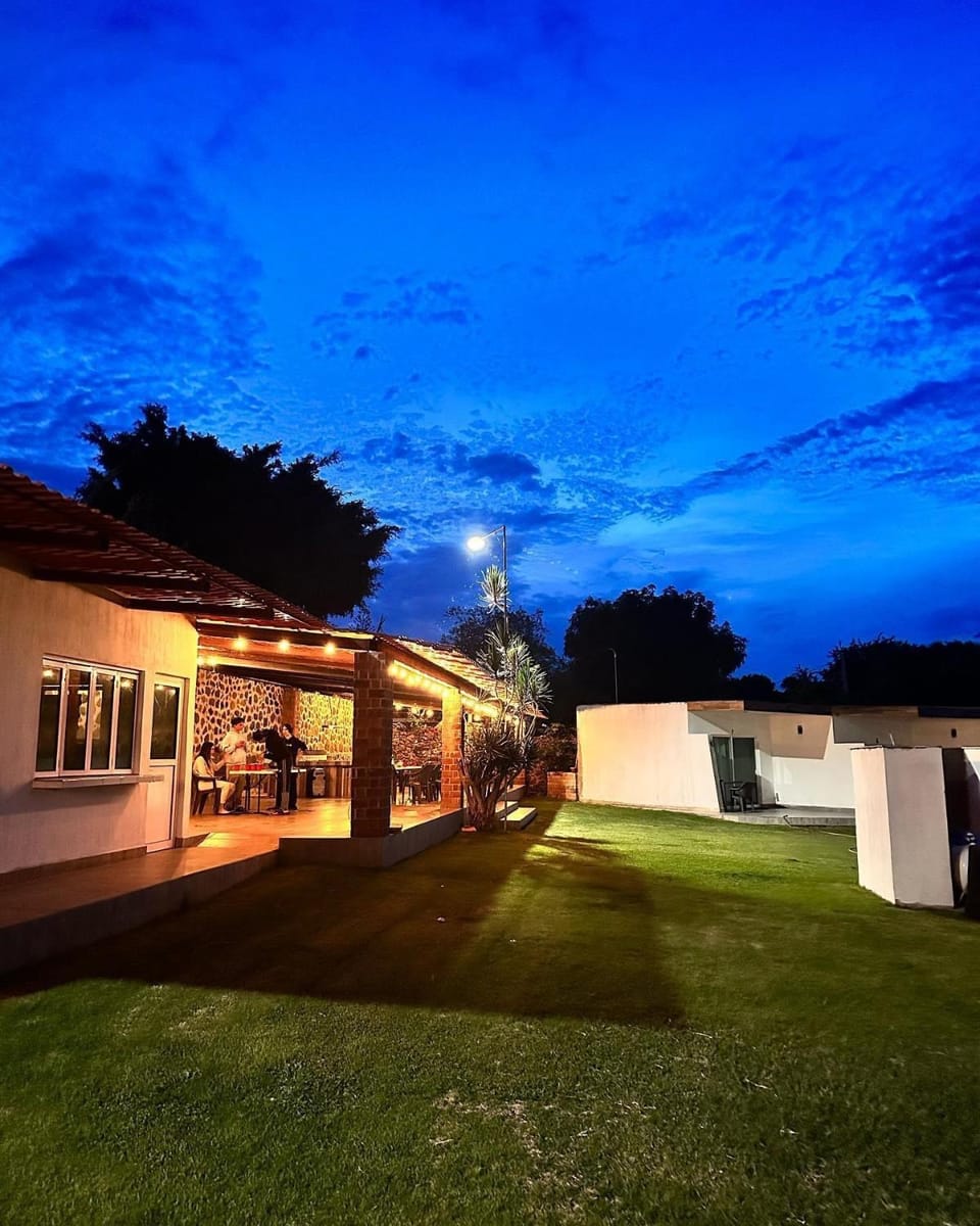 Casa Bravía - Hotel·RV Campground/ 
RV Resort in Chapala