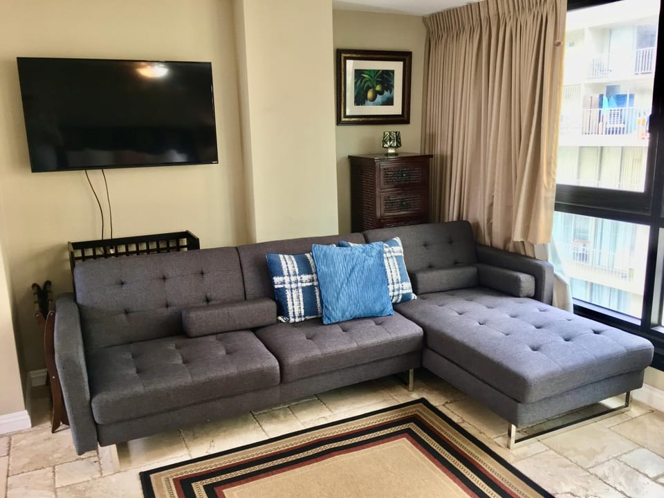 TV and multimedia, Seating area