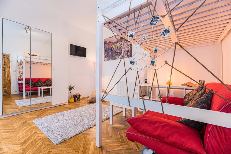 Zen Studio Apartment in Brasov