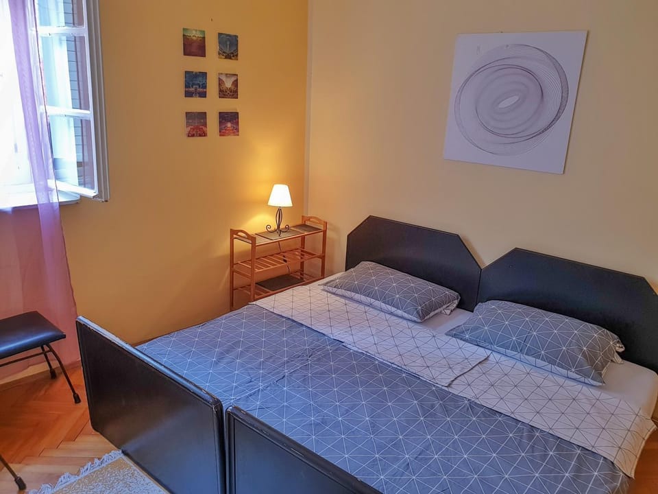 Old Town Point Apartment in Budva