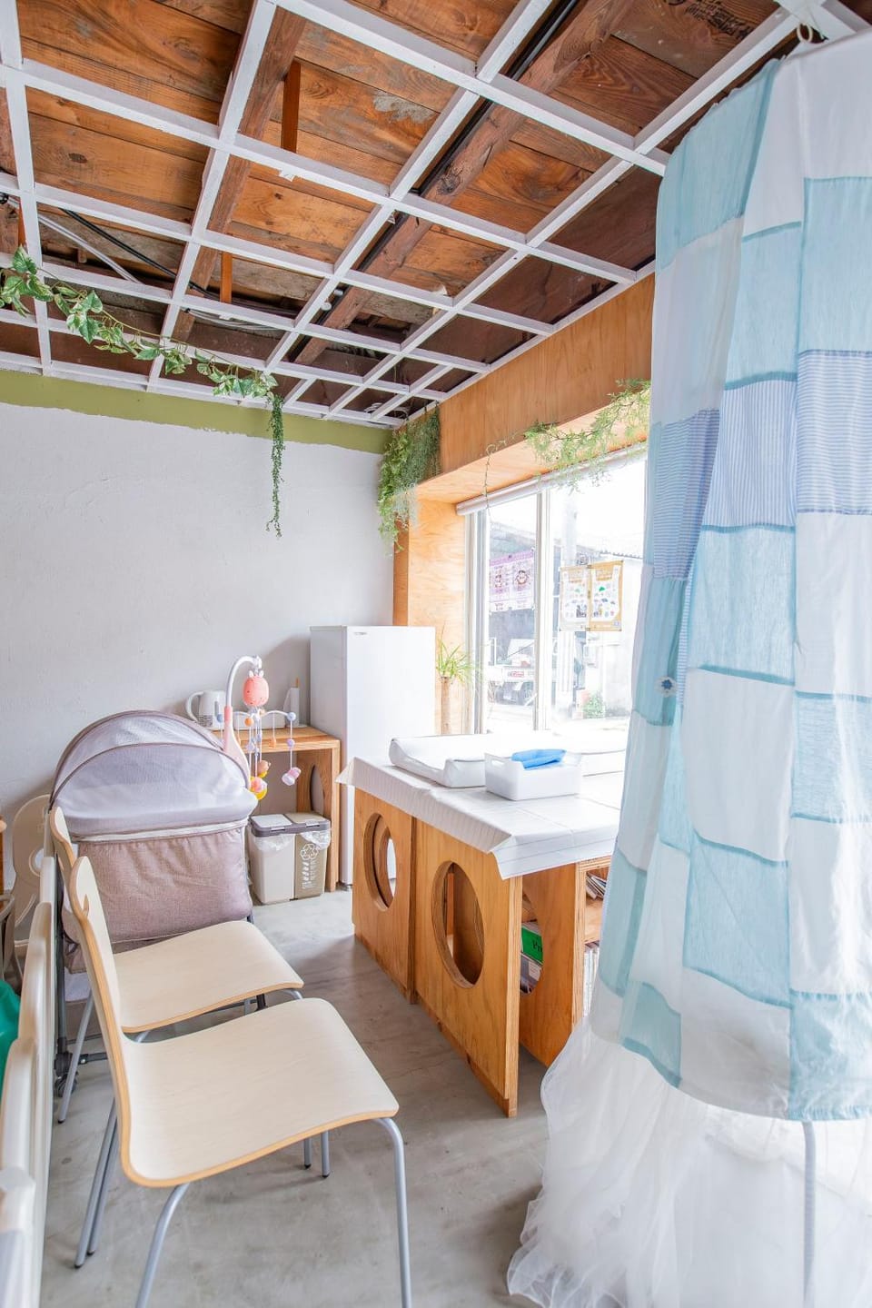 Living room, cot
