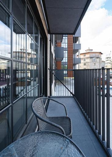 Balcony/Terrace, City view