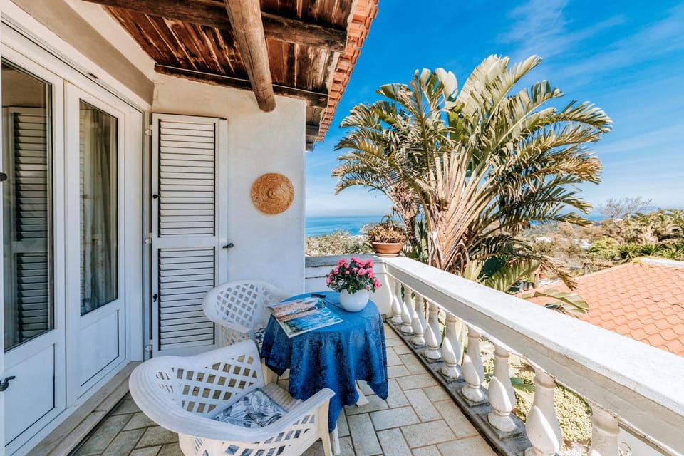 POOL APPARTAMENT Apartment in Lacco Ameno