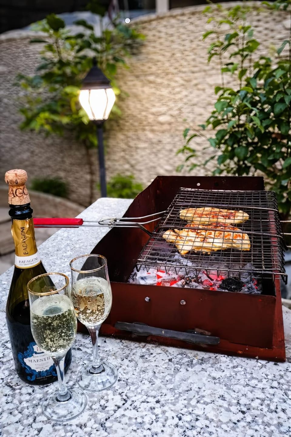 BBQ facilities, Food and drinks, Food, Drinks, Alcoholic drinks