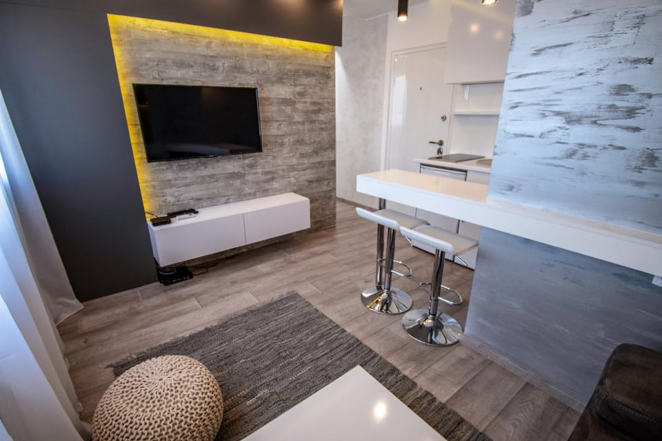 TV and multimedia, Living room, Dining area
