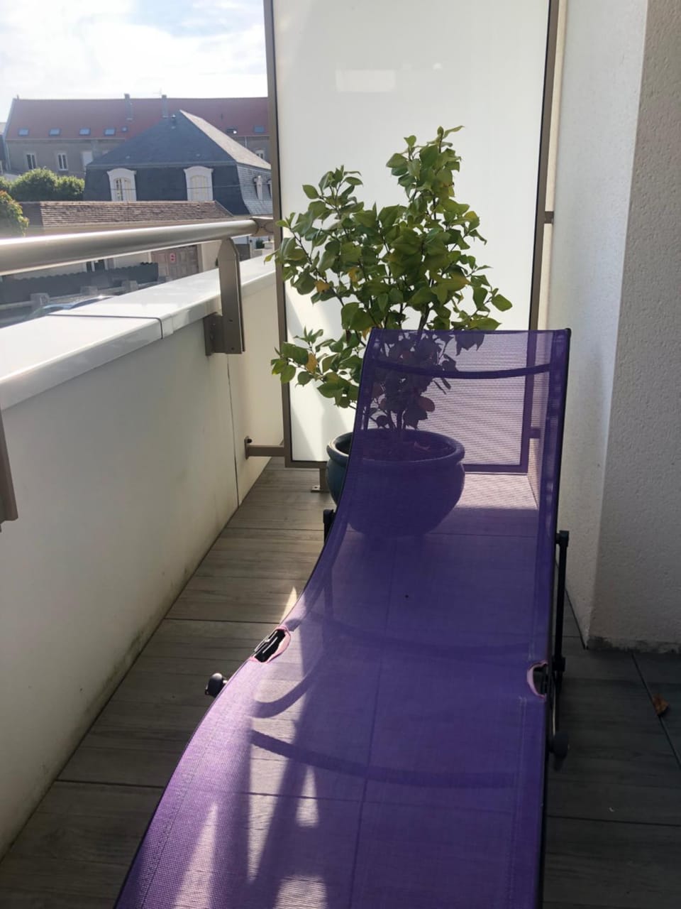 Solarium, Balcony/Terrace, Quiet street view