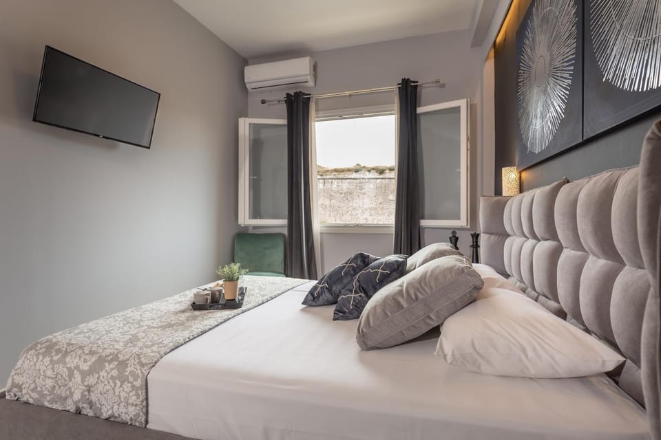 Ionian City Bed and Breakfast in Corfu