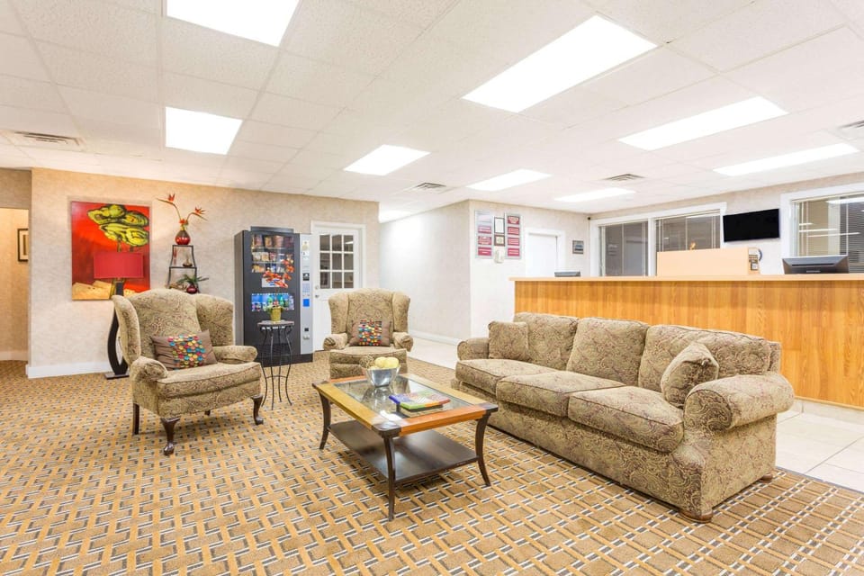 Lobby or reception, On site