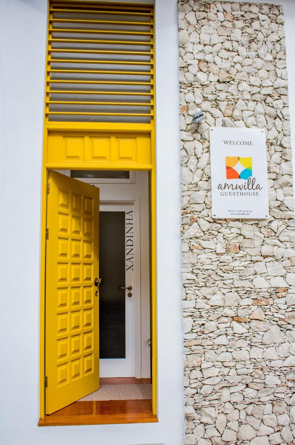 Facade/entrance