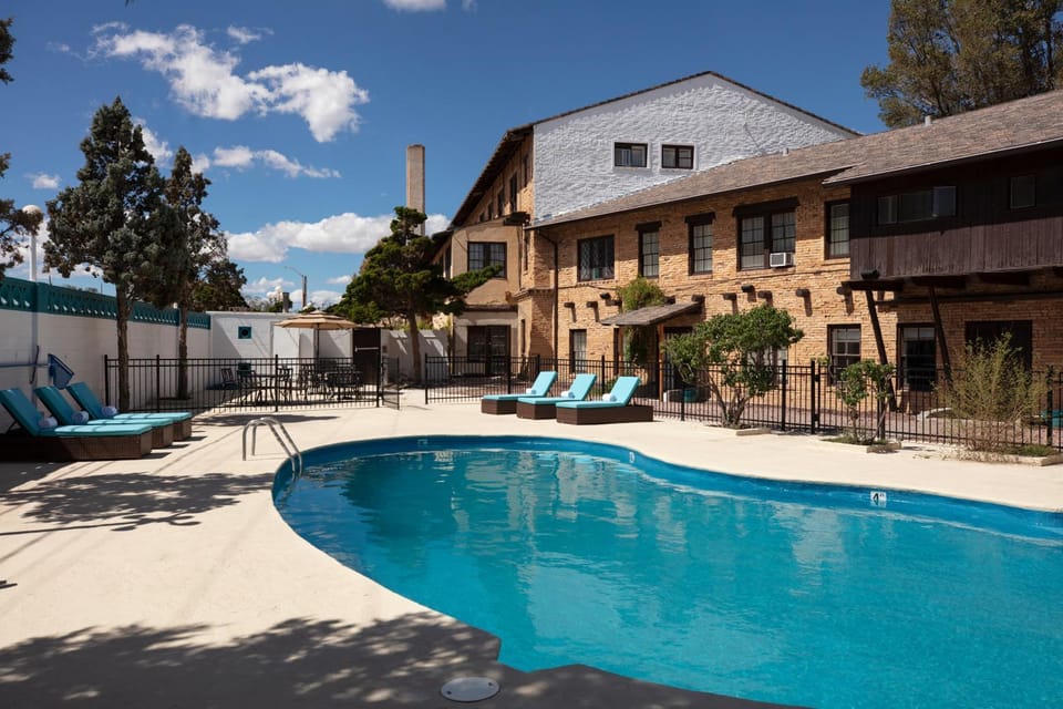 Pool view, Swimming pool