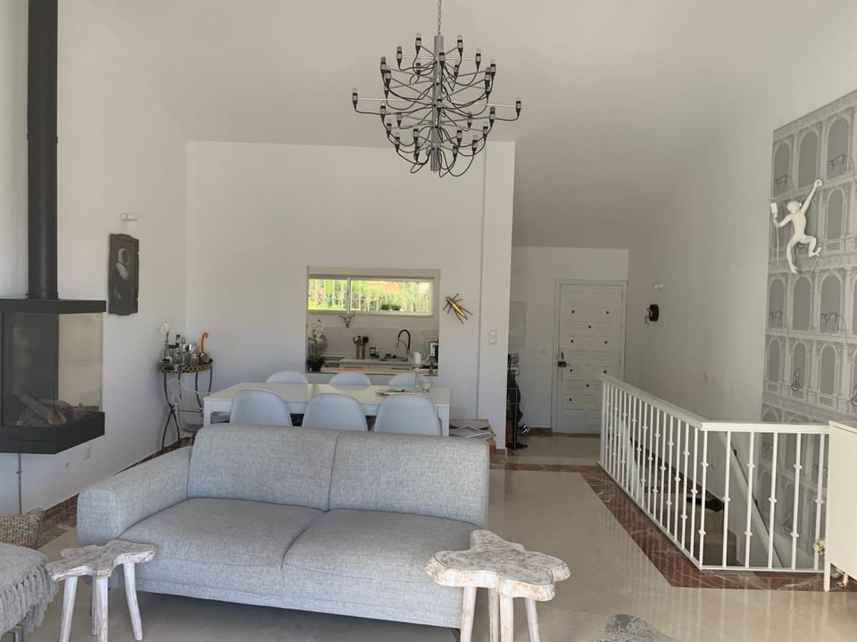 Living room, Dining area, Sea view