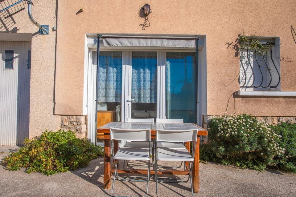 Property building, Patio