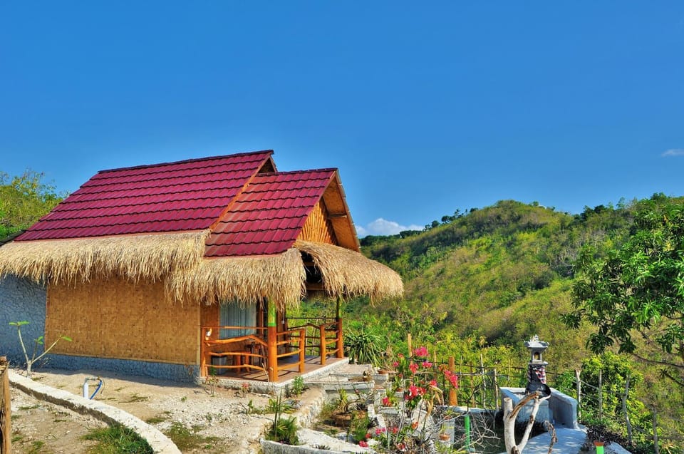Property building, Nearby landmark, Neighbourhood, Natural landscape, Photo of the whole room, Garden view, Landmark view, Mountain view, Sea view, Inner courtyard view