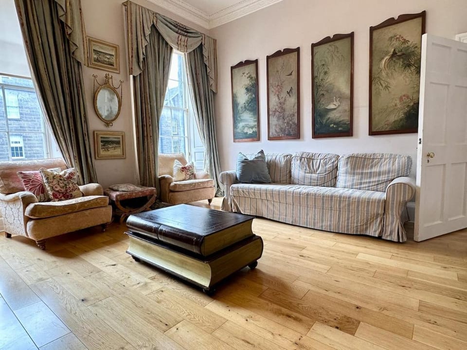 Frederick Street - stylish apartment in the heart of New Town! Apartment in Edinburgh